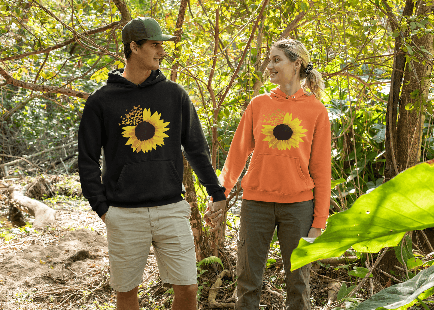 Sonnenblumen mit Schmetterlingen - Unisex Hoodie - Unisex Kapuzenpullover Hoodie - PflanzenFan